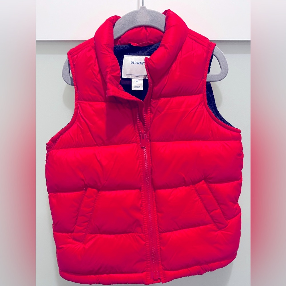 Unisex Solid Frost-Free Puffer Vest for Toddler size 5T RED Old Navy